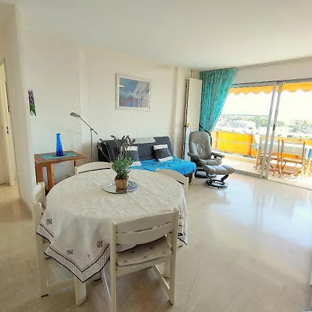 France - Ref12ls Apartment