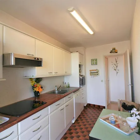 France - Ref12ls Apartment